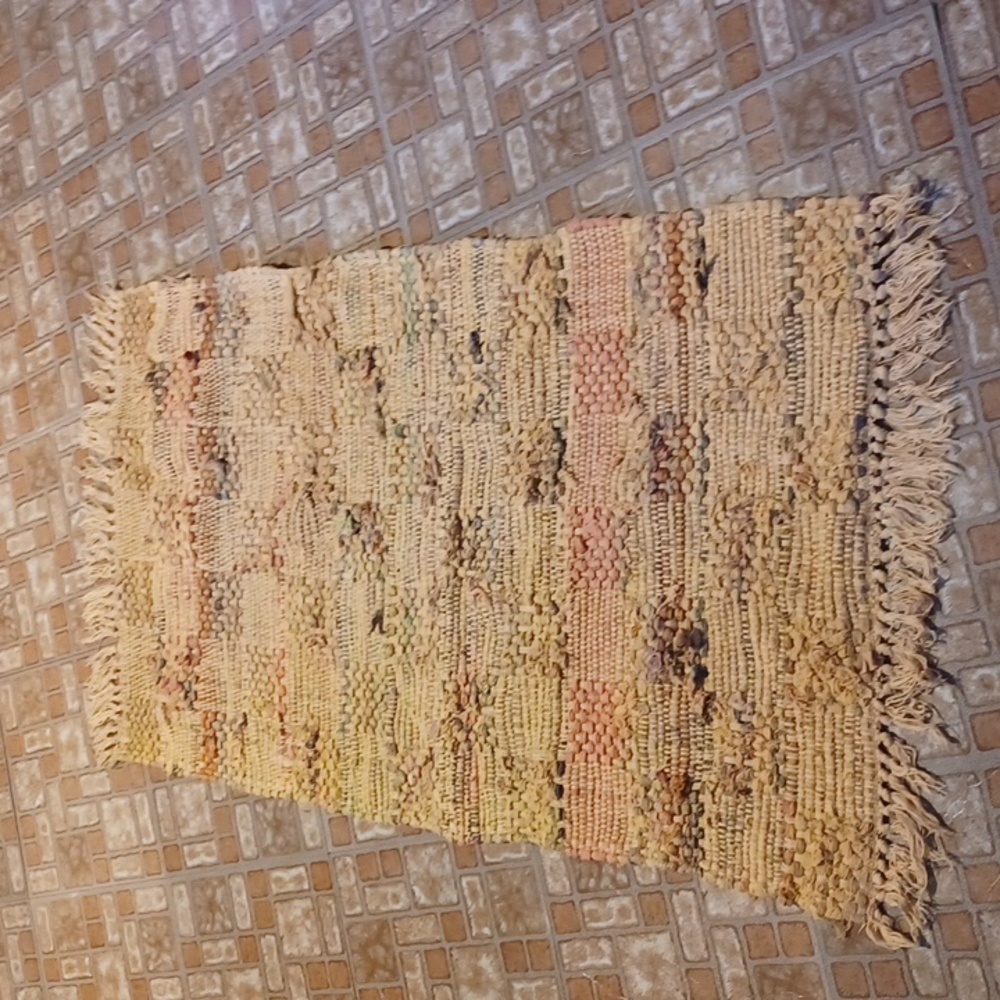 Rag rug hand woven rug 43x26 inched